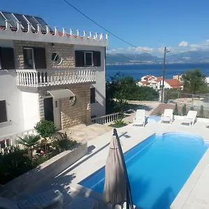 Jobst , Trogir Croatie